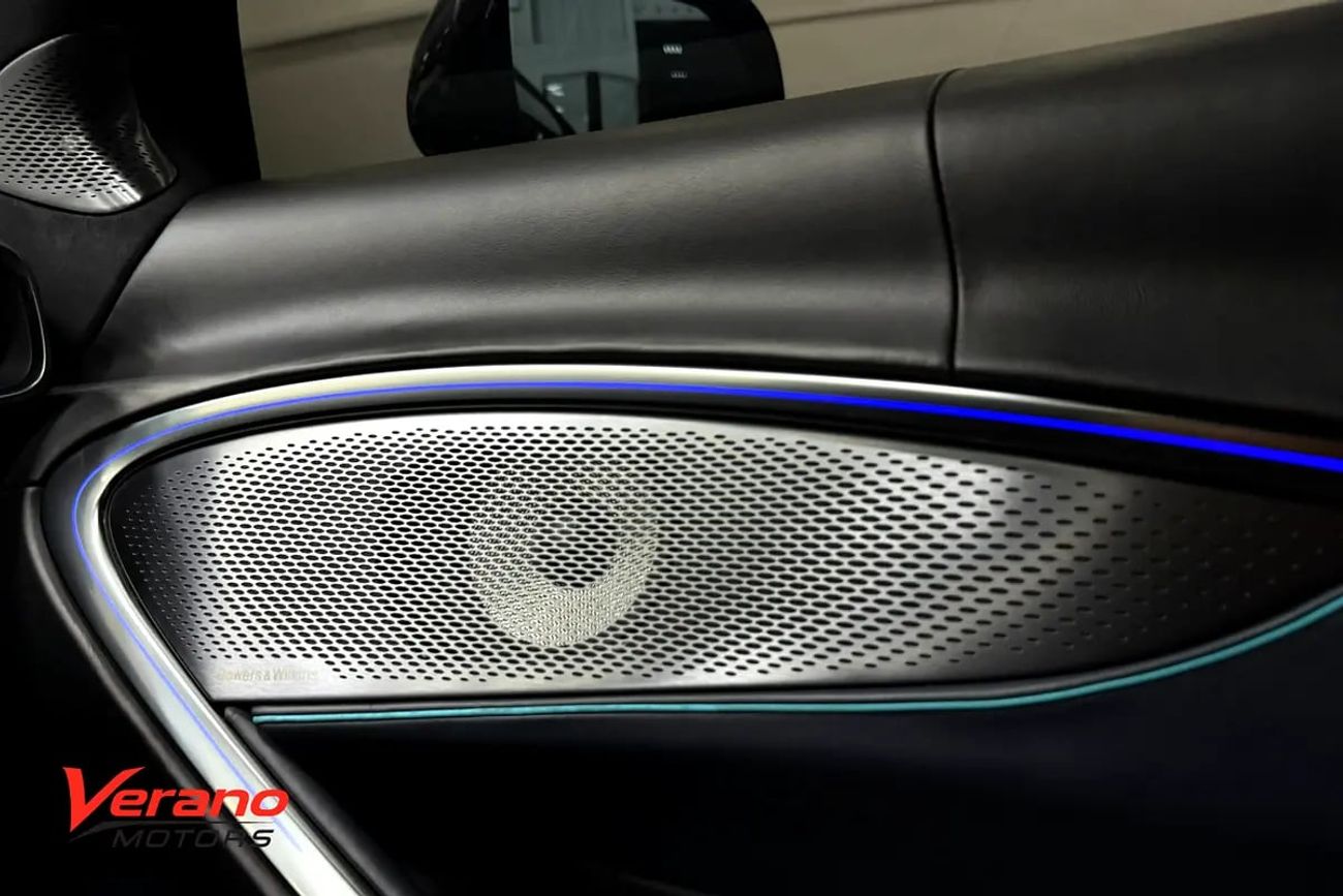 مكلارين أرتورا Performance | GCC Spec | Warranty And Service Contract | Carbon Package