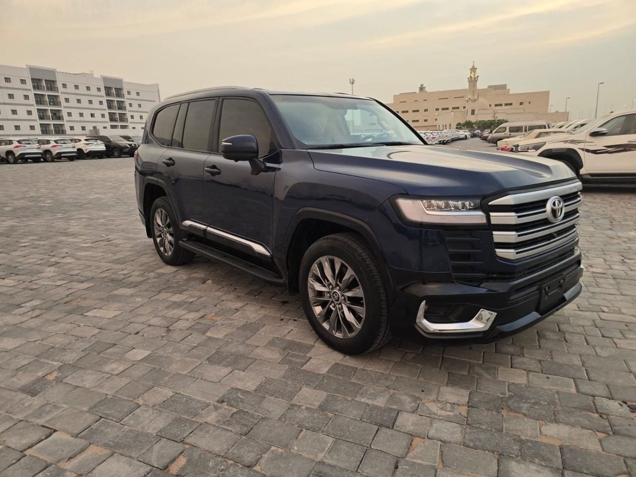 Toyota Land Cruiser VXR