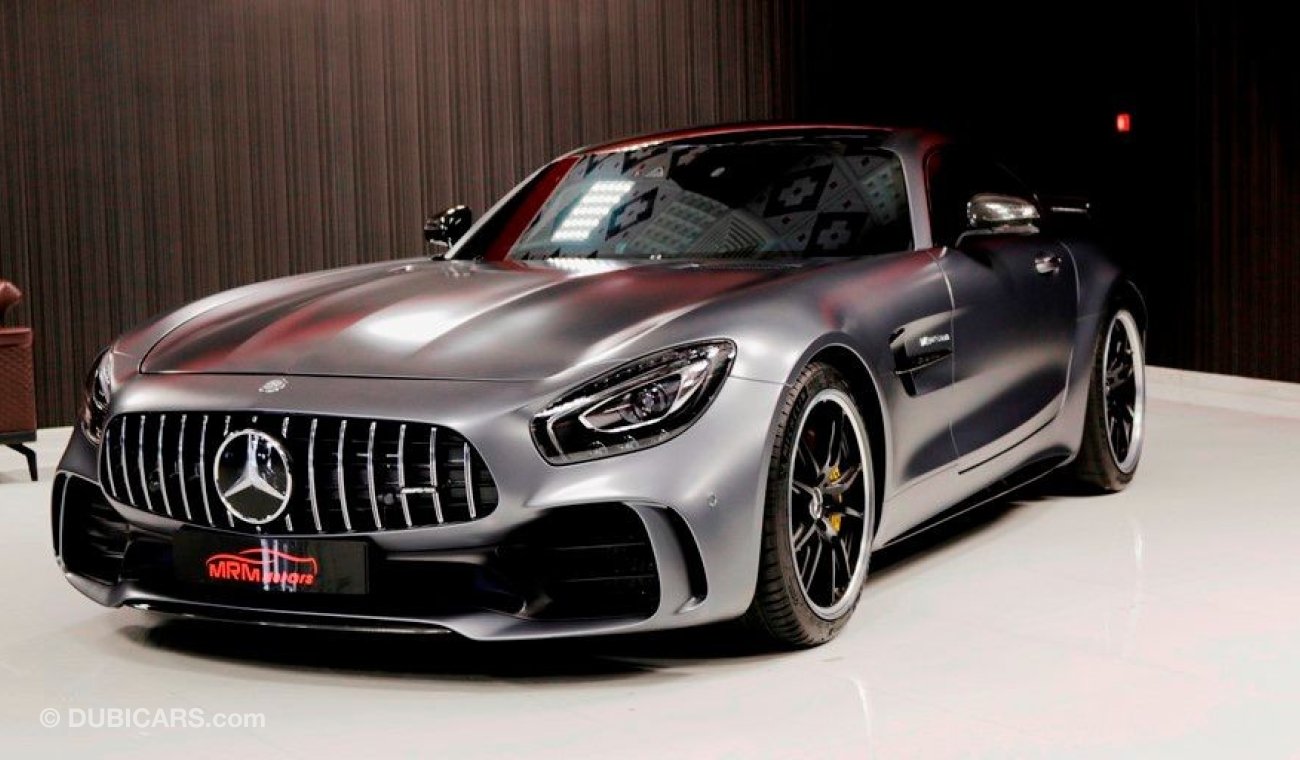 Mercedes-Benz AMG GT-R GCC 2018 WITH SERVICE CONTRACT