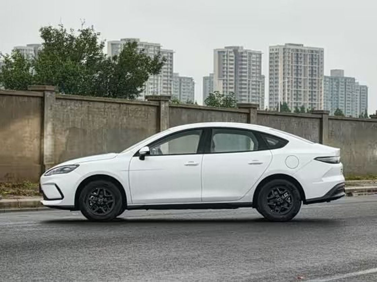 BYD Seal 05 STANDARD PHEV 128KM