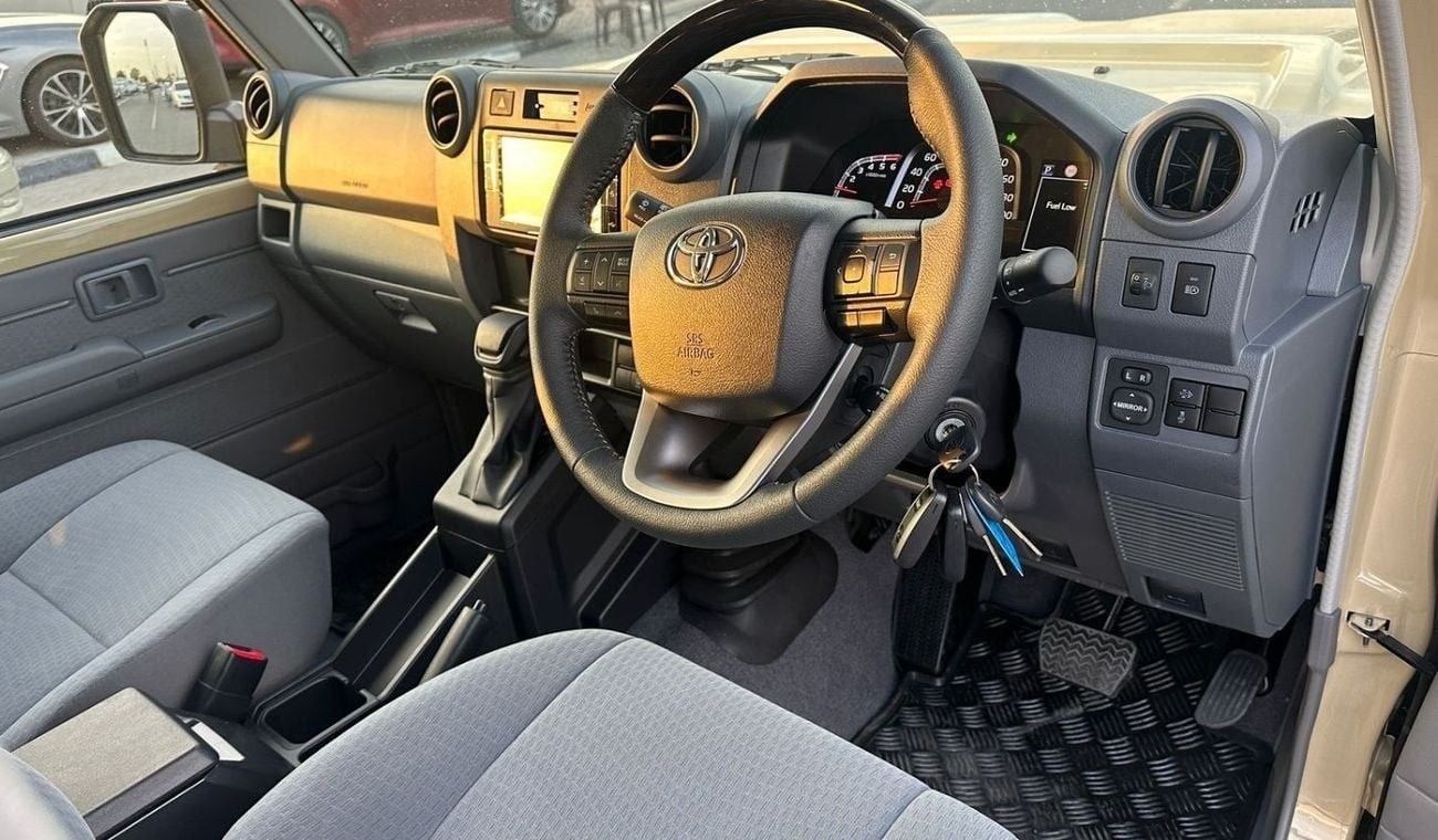 Toyota Land Cruiser 70 RHD DIESEL 2.8 Auto turbo  AUTO