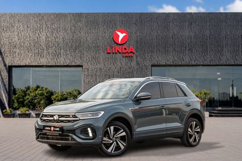 فولكس واجن T ROC R-LINE Volkswagen T-Roc 2024 مواصفات خليجية مقابل 1,555.00 AED شهريًا