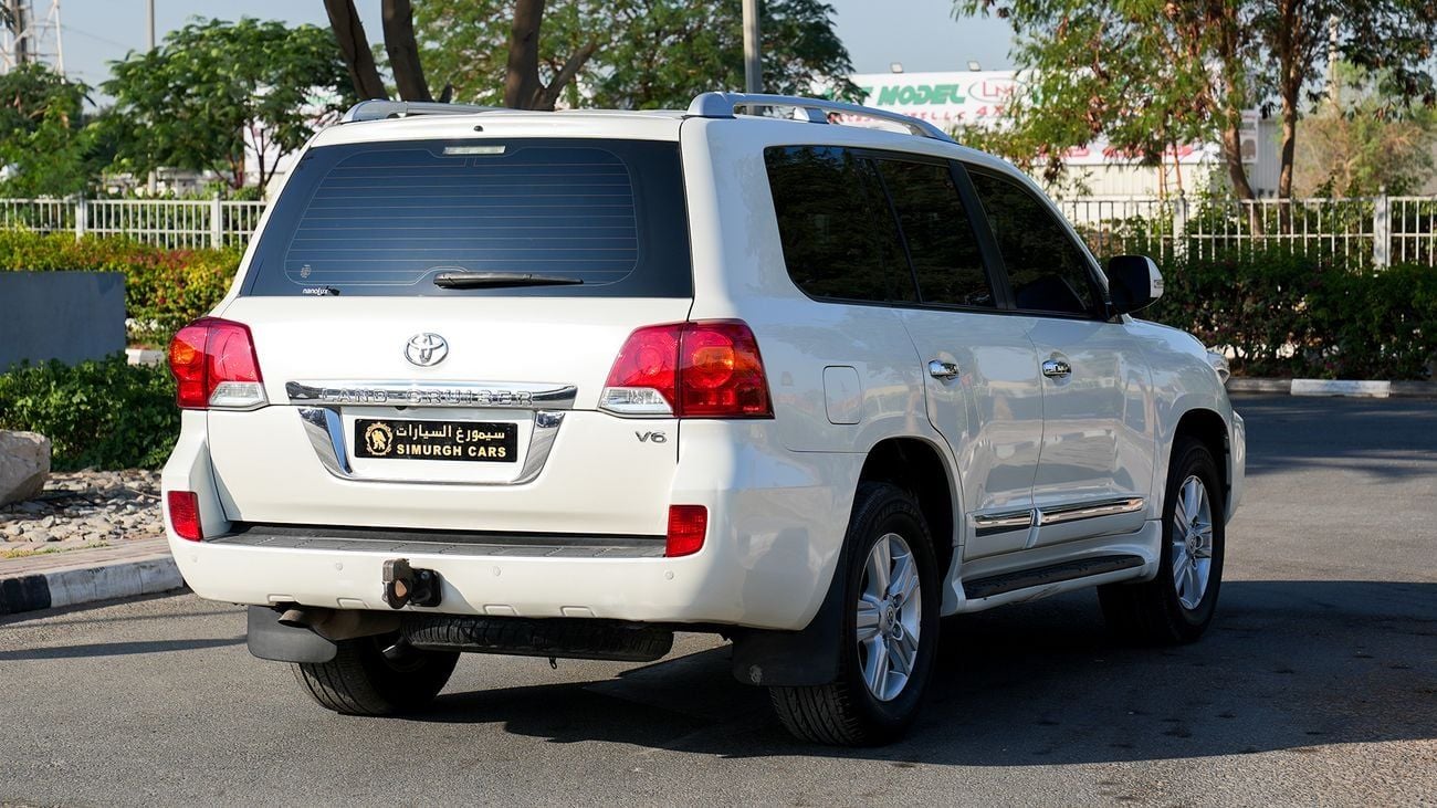تويوتا لاند كروزر EXR V6 2014!! GCC SPECS!! WELL MAINTAINED