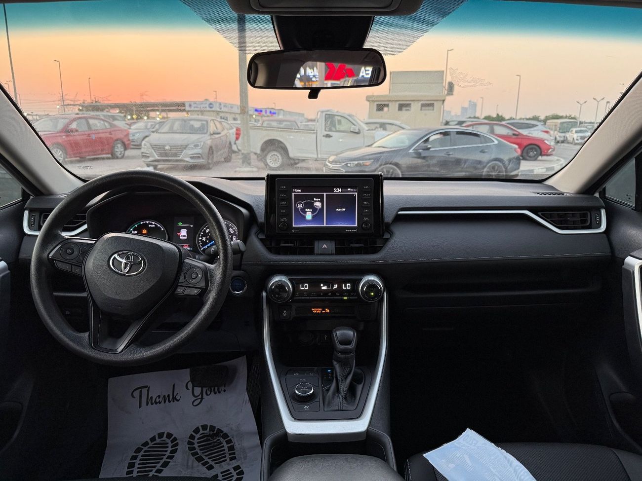 تويوتا راف ٤ XLE 2.5L