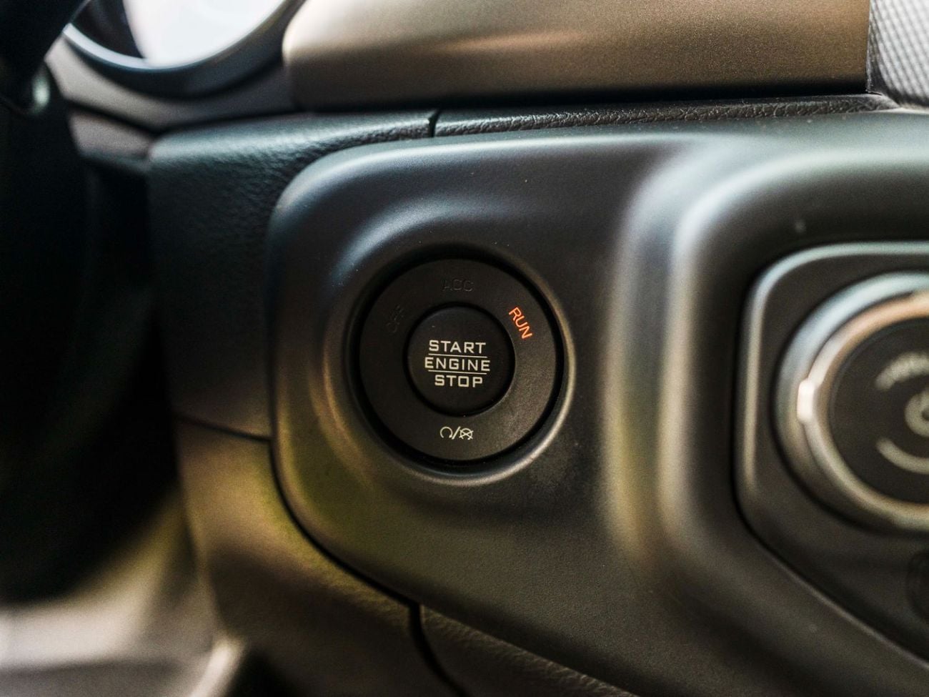 Jeep Wrangler Sport 3.6L A/T (4 Seater)