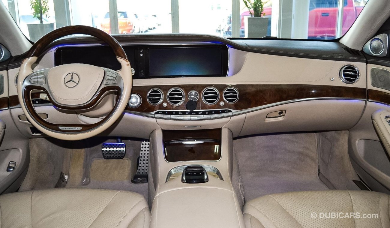 Mercedes-Benz S 550