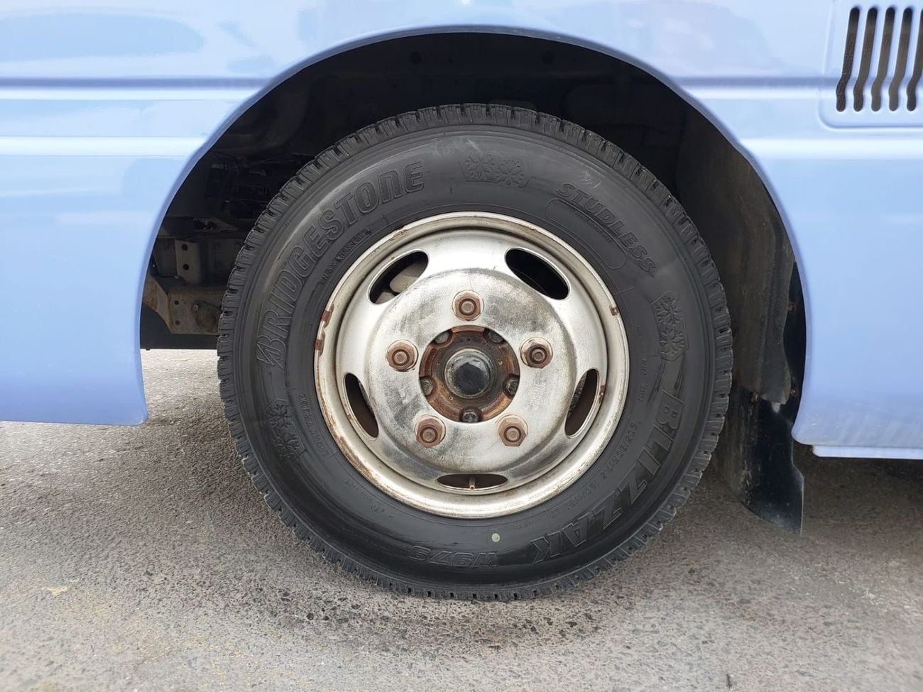 Nissan Civilian NISSAN CIVILIAN BUS RHD 2003 MODEL 4.1 L DIESEL AUTOMATIC(PM20323)