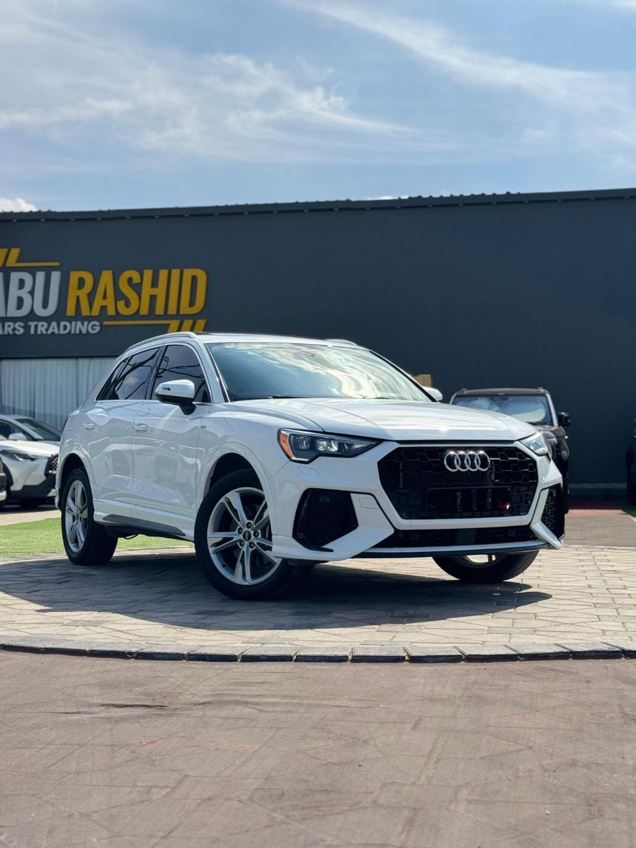 Audi Q3 35 TFSI S-LINE SUPERCHARGED 35 TFSI 1.4L
