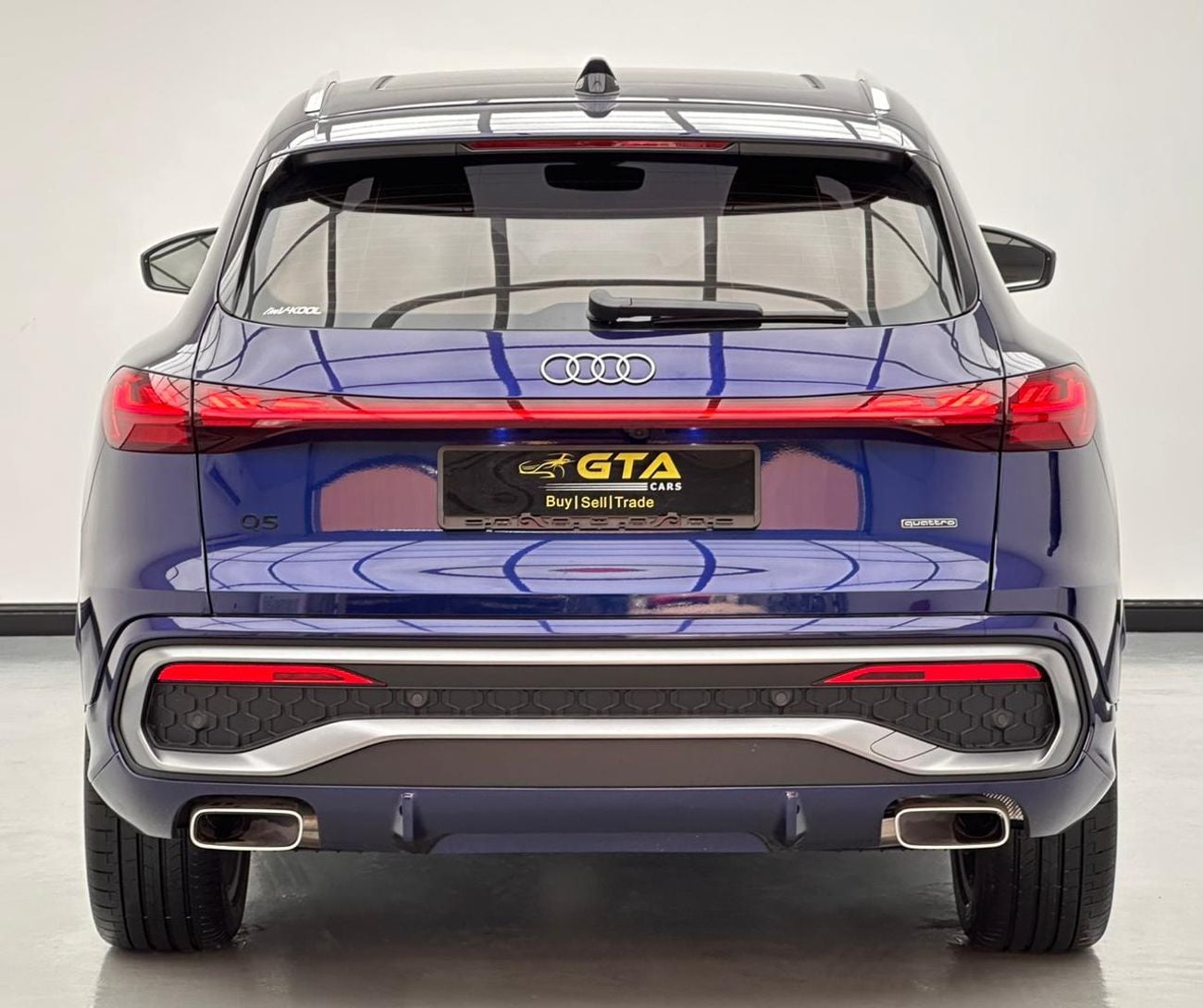 Audi Q5 2025 Audi Q5 S-Line 45 TFSI Quattro, 01/2029 Audi Warranty, 01/2031 Audi Service Contract, GCC