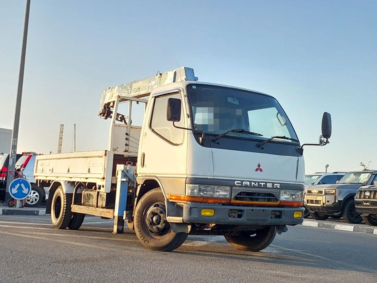 Mitsubishi Fuso Canter MITSUBISHI CANTER TRUCK RHD 1994 MODEL 4.2 L DIESEL MANUAL(PM00222)