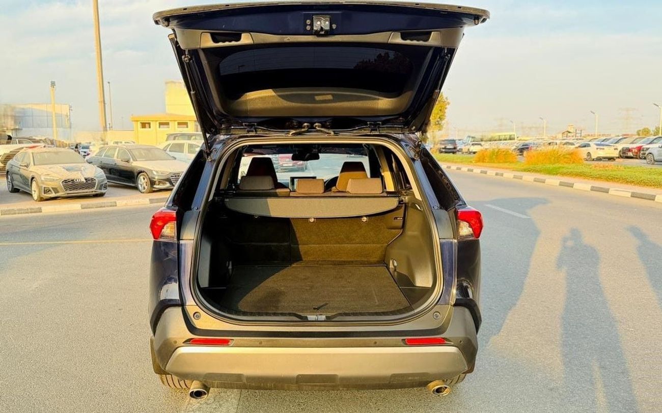 Toyota RAV4 HYBRID | BSM | BACK CAMERA | AUTOMATIC TRANSMISSION | 2.5L | DUAL EXHAUST PIPE | 2024