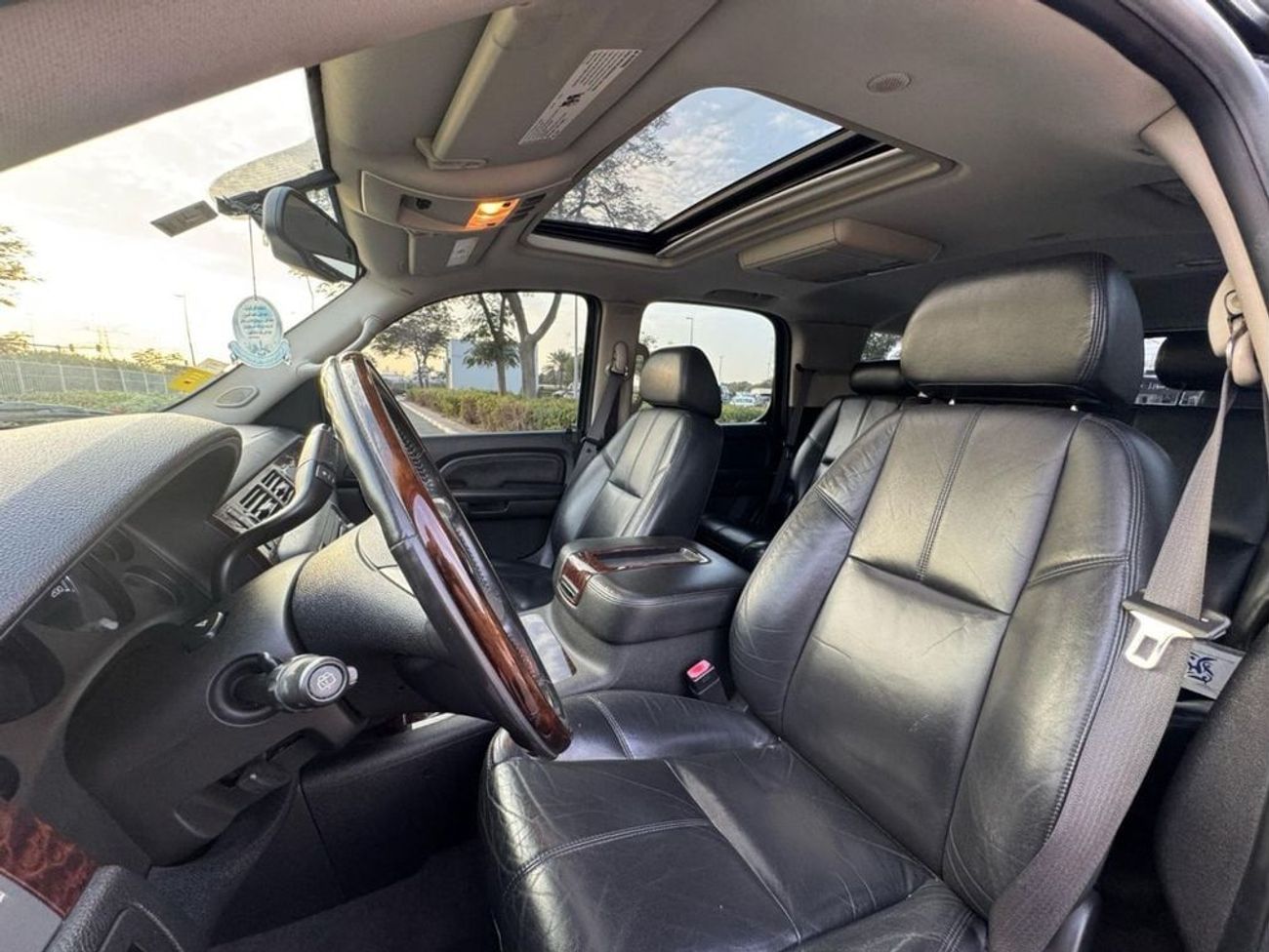 GMC Yukon GCC SPEC NEAT AND CLEAN