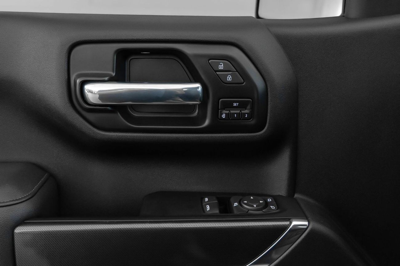 GMC Sierra 2022 GMC Sierra AT4 / Full GMC Service History & GMC Warranty