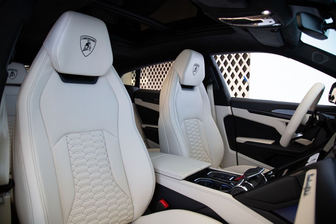 Lamborghini Urus STD 4.0T V8