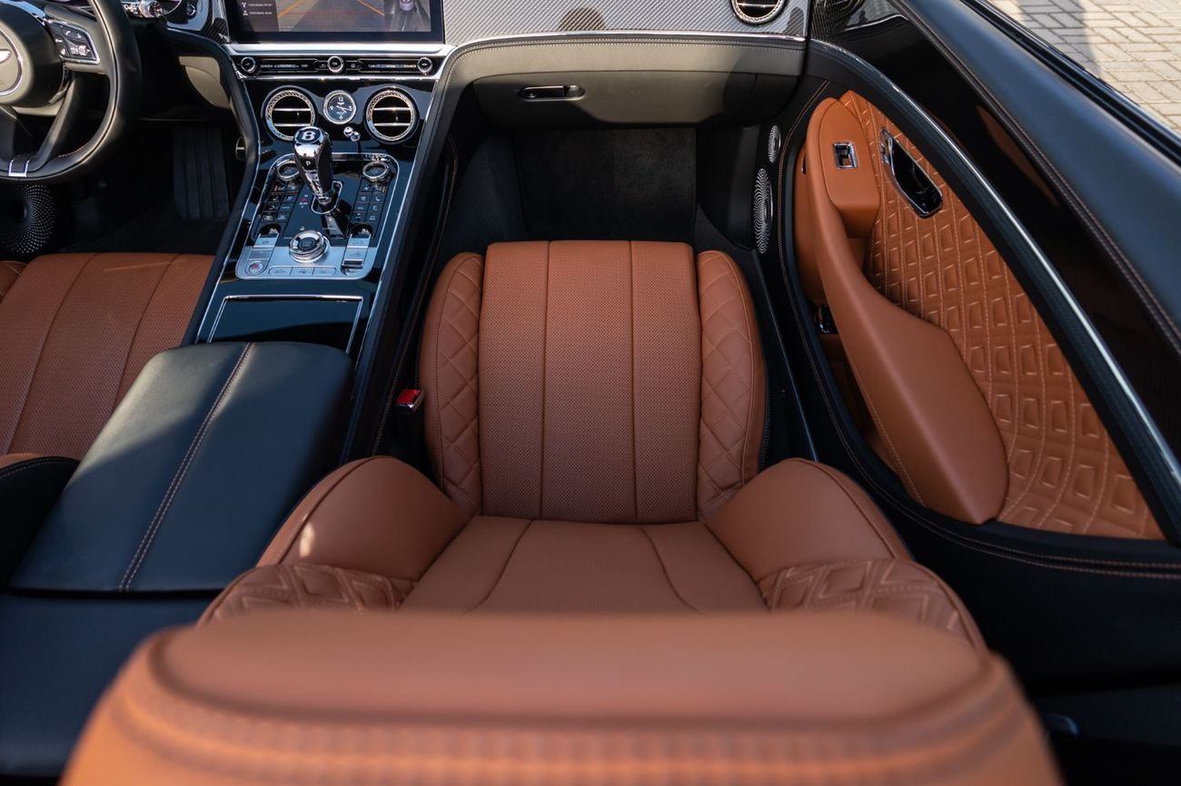 بنتلي كونتيننتال جي تي سي