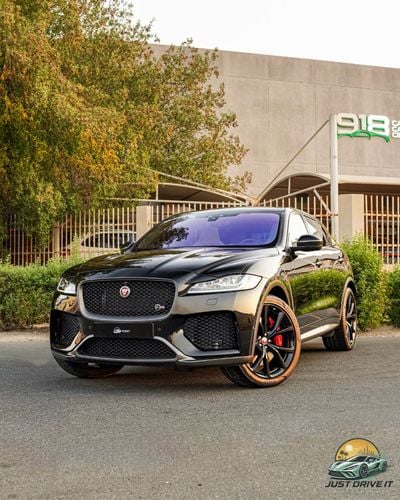جاكوار F بيس SVR