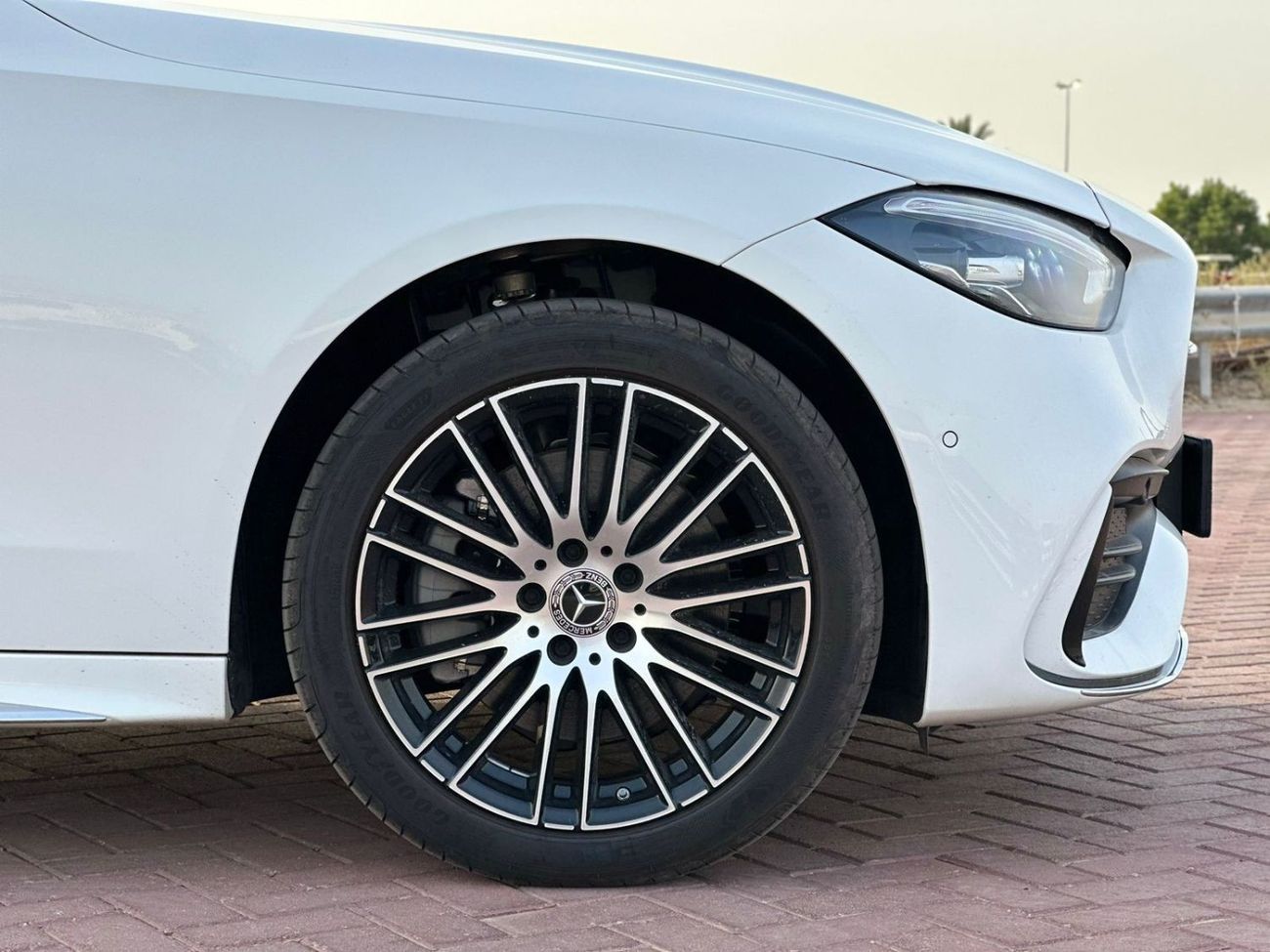 Mercedes-Benz C 270 Mercedes-Benz C260L 2024