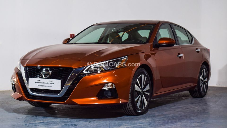 Nissan Altima for sale AED 79,900. Orange, 2019