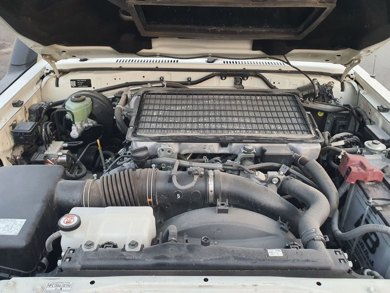 تويوتا لاند كروزر بيك آب TOYOTA LAND CRUISER PICK UP MODEL 2022 DIESEL V8 RHD