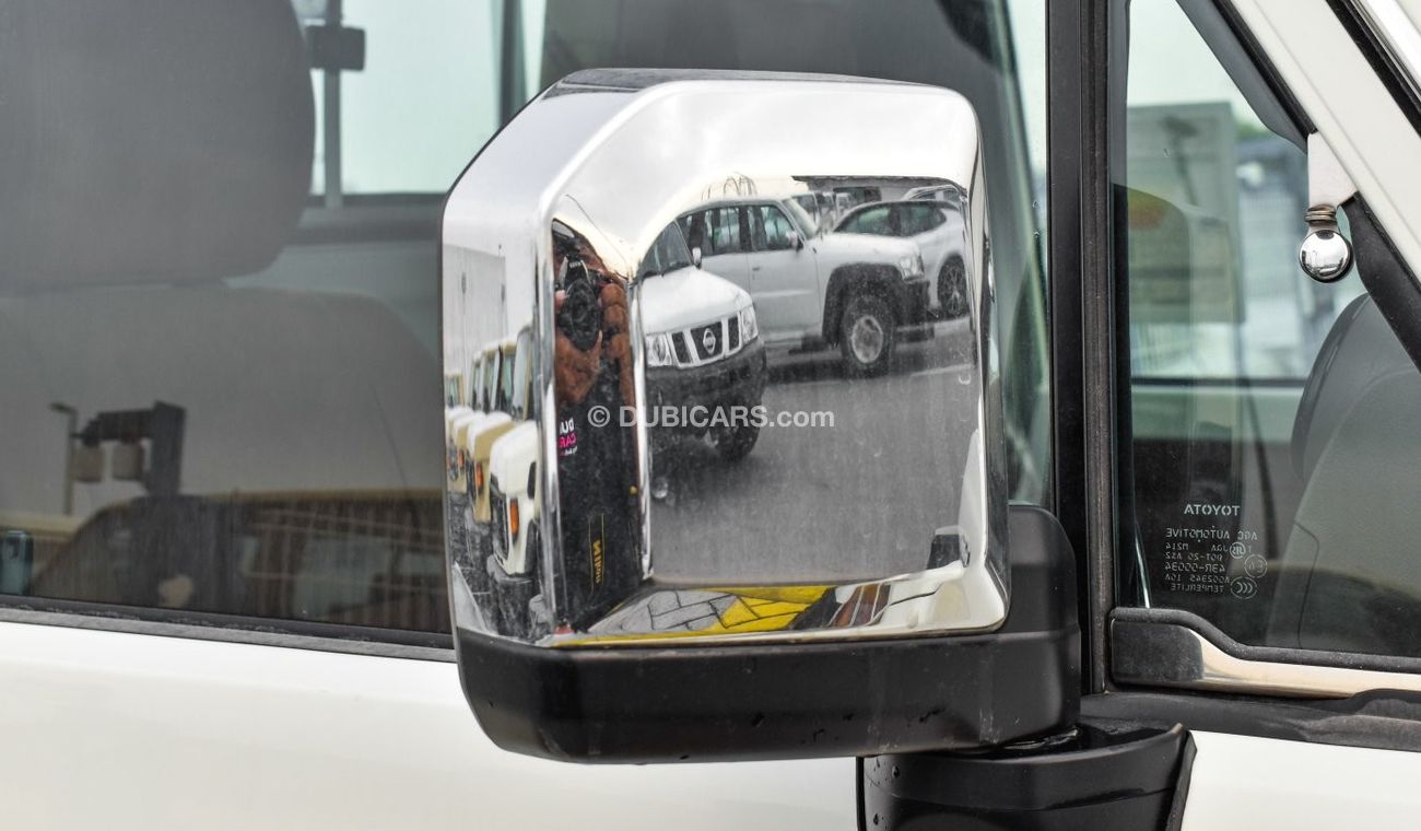 Toyota Land Cruiser Pick Up