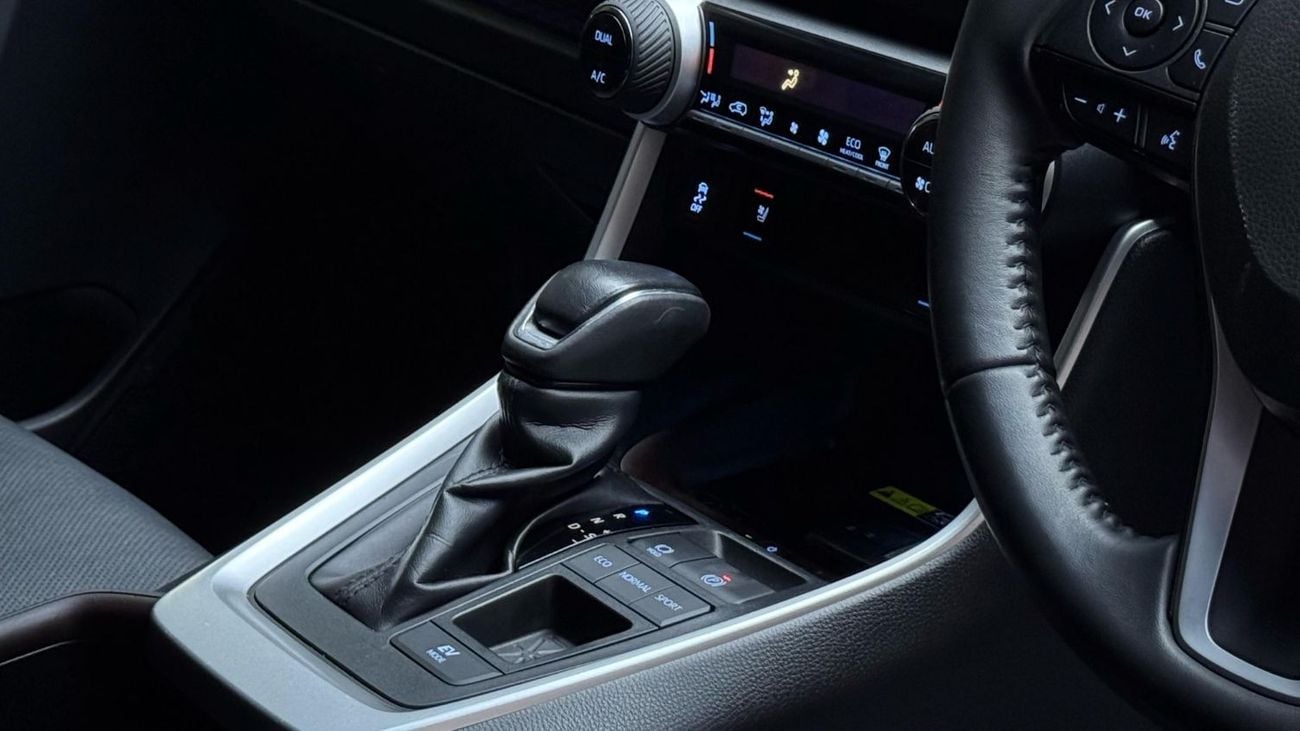 تويوتا راف ٤ HYBRID ,RIGHT HAND DRIVE FULL OPTION SUNROOF