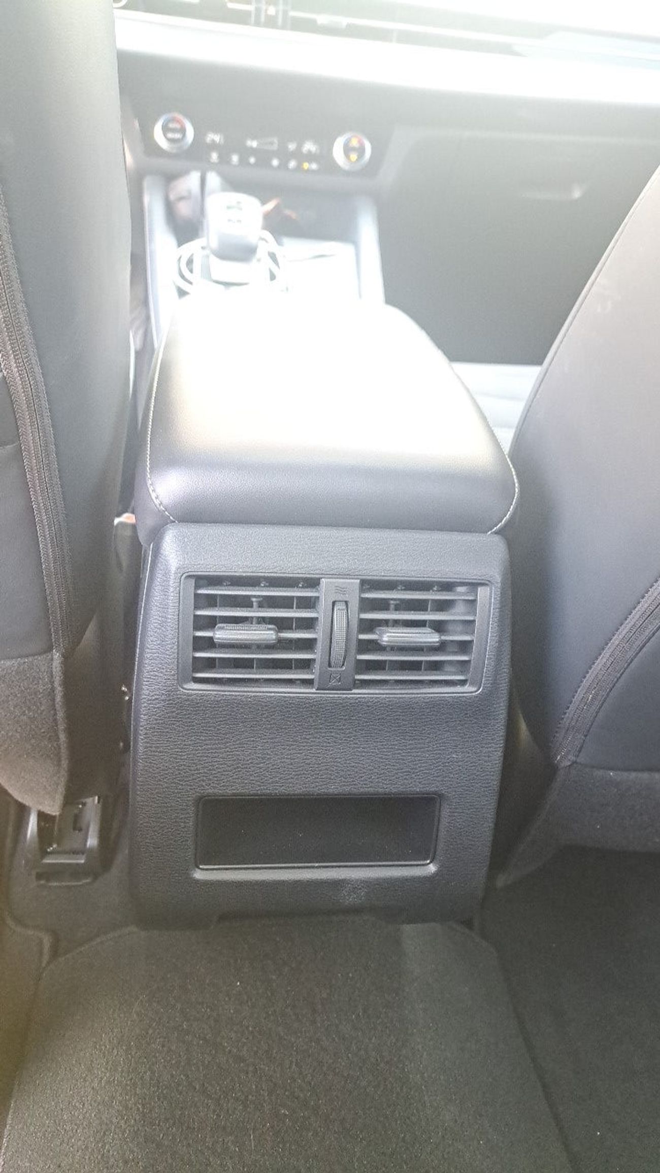 ميتسوبيشي آوتلاندر H/L SYNTHETIC LEATHER SEATS WITH SUNROOF 2.5 | بدون دفعة مقدمة | اختبار القيادة في المنزل