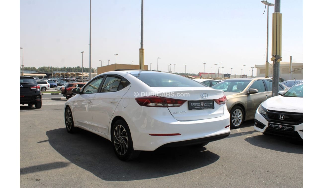 Hyundai Elantra GL High HYUNDAI ELANTRA 2017 - FULL OPTION - ENGINE 1600 CC - ACCIDENTS FREE - GCC