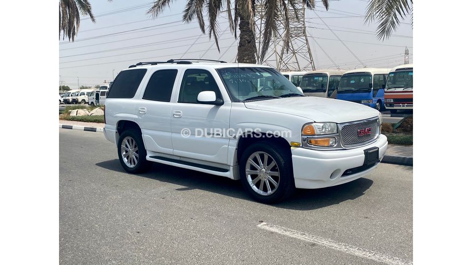 GMC Yukon JAPAN IMPORTED // LOW MILEAGE for sale AED 22,500. White, 2001