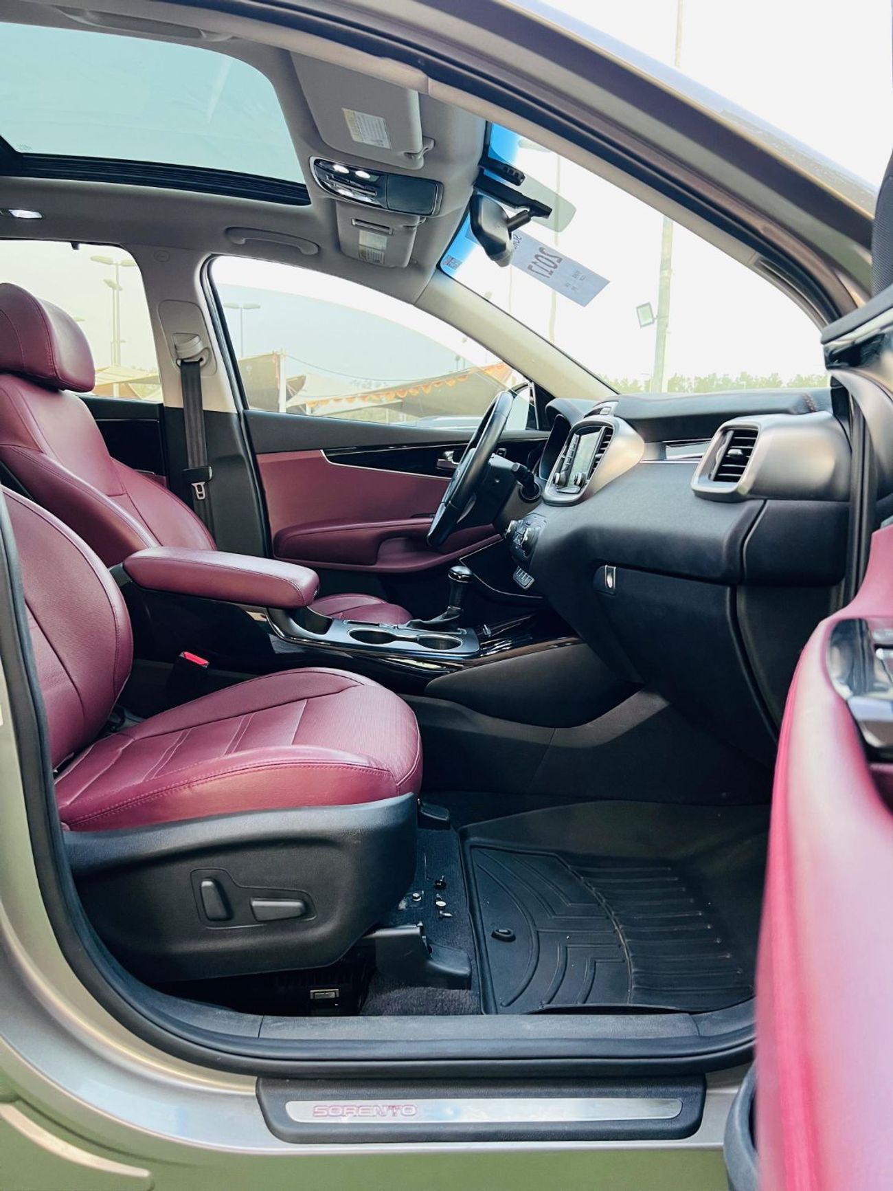 Kia Sorento SX 3.3L LOW Mileage good condition