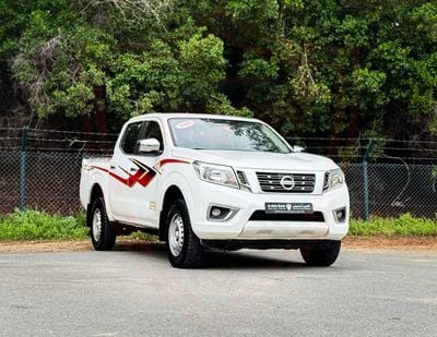 Nissan Navara Std 2.5L 4WD A/T Nissan Navara | 2.5 L | 2022 | GCC | Accident-Free | In Excellent Condition | 924 P