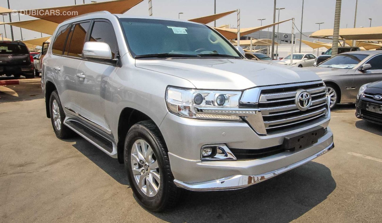 Toyota Land Cruiser GXR+ V6 - 0% Down Payment - VAT included