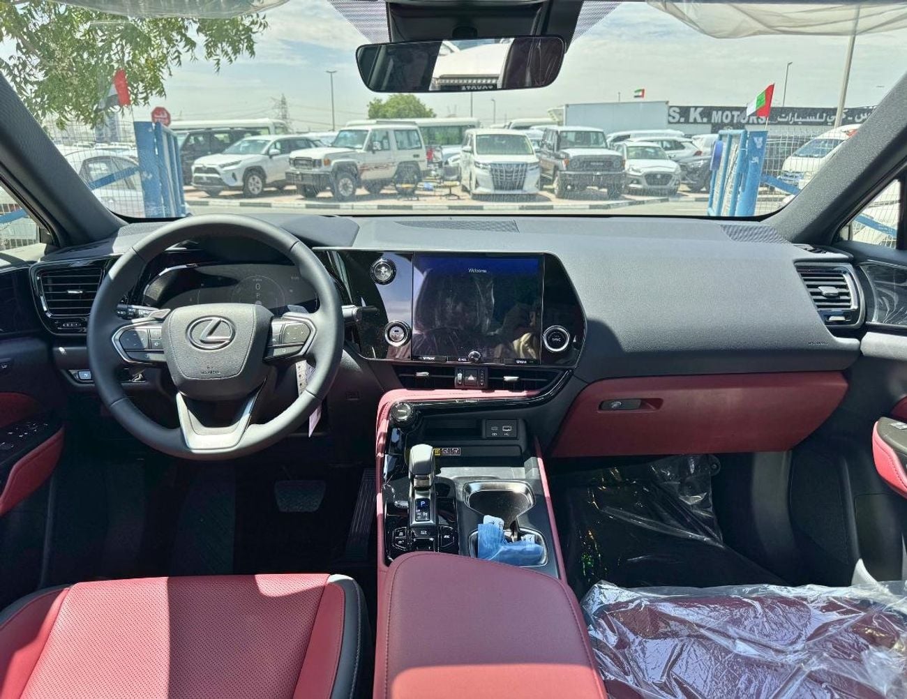 لكزس NX350h HEV LUXURY / 2.5L PETROL V4 / RADAR / PANORAMIC ROOF / LEATHER WITH POWER SEATS (CODE # NXP3HEV)