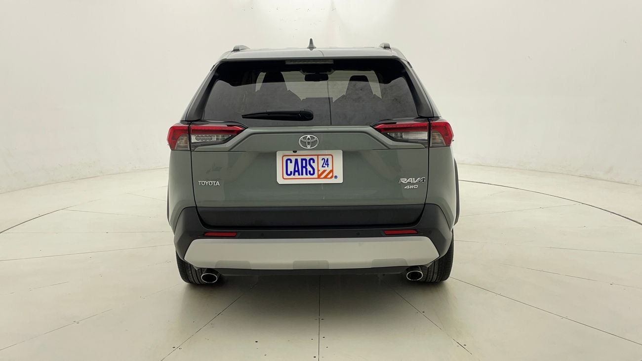 تويوتا راف ٤ ADVENTURE 2.5 | بدون دفعة مقدمة | اختبار القيادة في المنزل