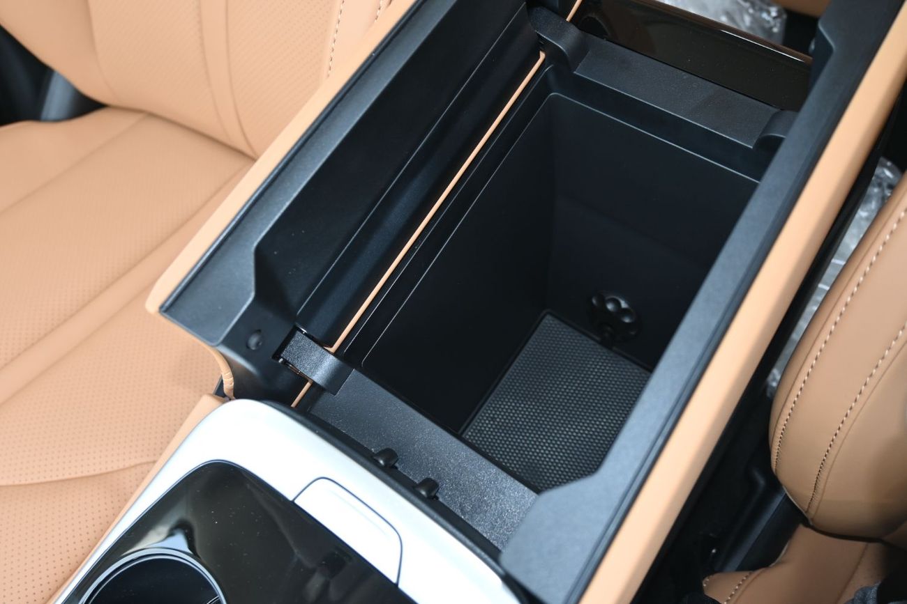 فورسينغ تي 5 إيفو Forthing TS EVO HEV 1.5L Turbo + Hybrid, Model 2024, Color Dark Grey