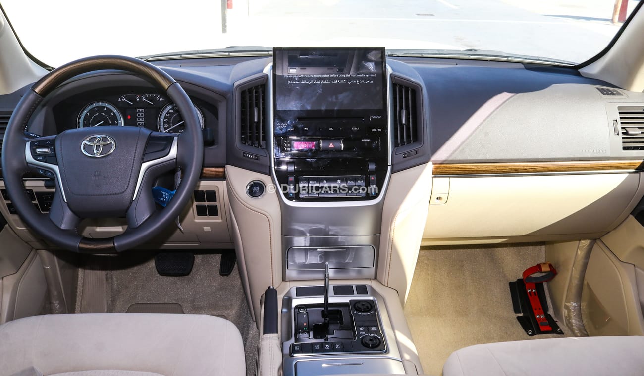 Toyota Land Cruiser GXR V8