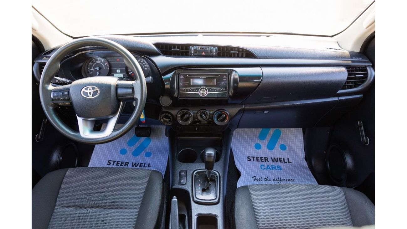 Toyota Hilux GL 2018 / 2.7L 4x4 A/T Petrol Engine | GCC Specs | Low Mileage | Best Price in the Market