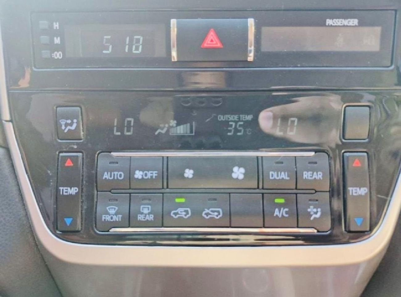 Toyota Land Cruiser Toyota landcuriser GXR V8 2015 Diesel full option top the Range