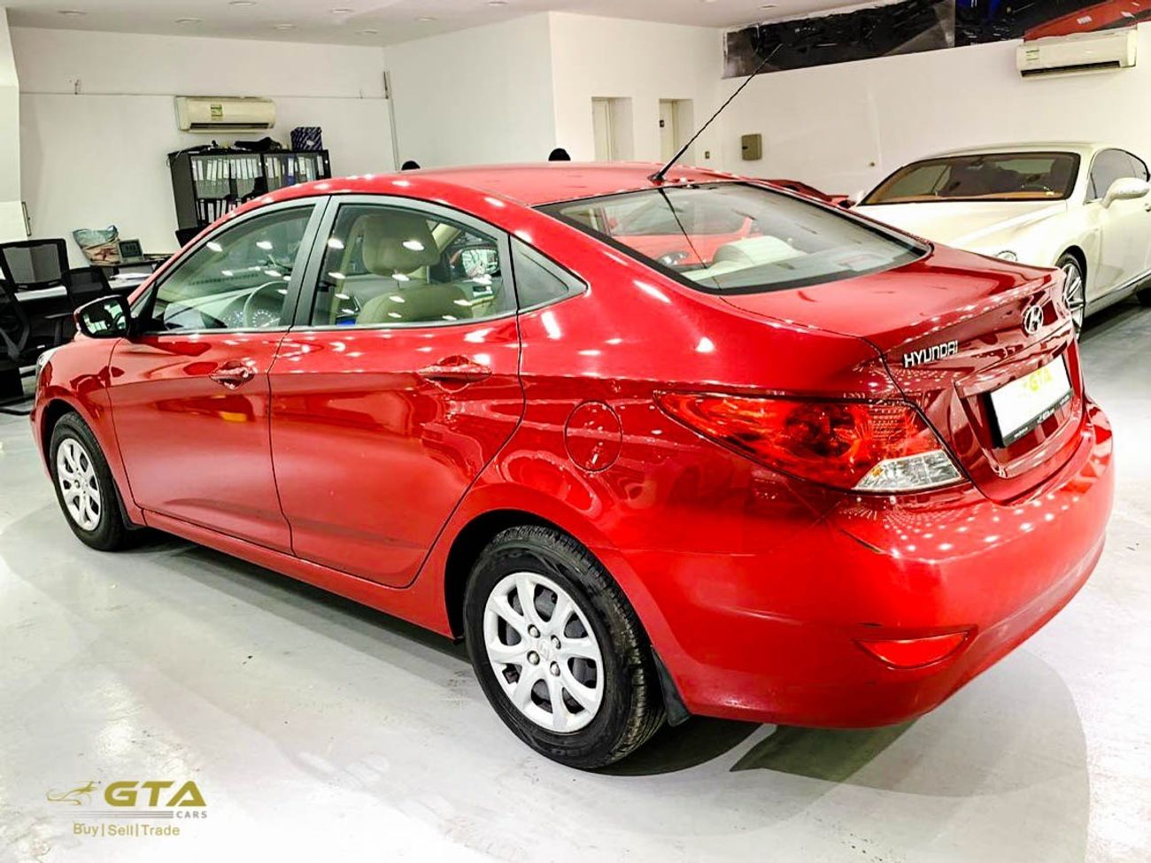 هيونداي أكسنت GL, Warranty, Full Service Records, GCC. Low Kms