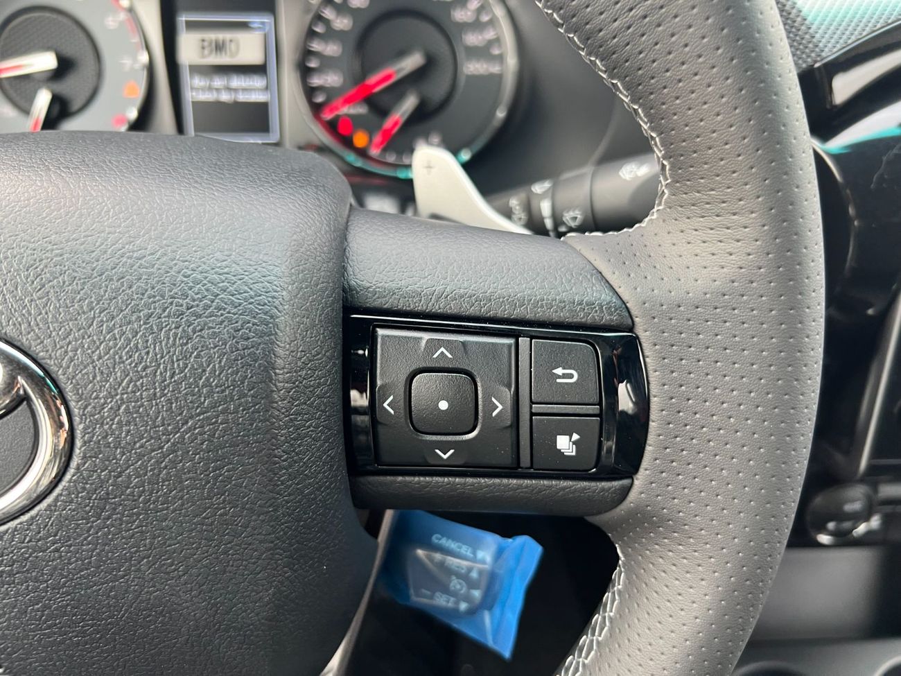 تويوتا هيلوكس EXPORT ONLY - Toyota Hilux GR sport 2025