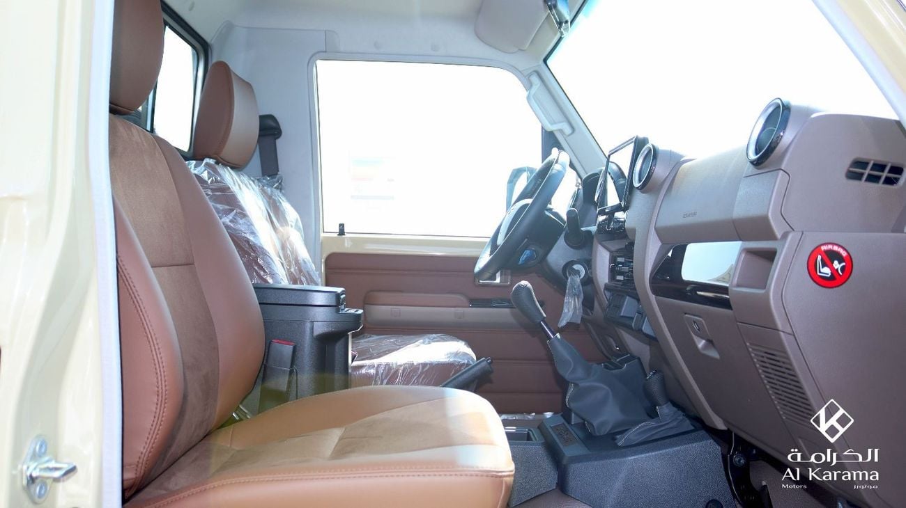 Toyota Land Cruiser Pick Up 4.0L V6 Petrol Engine, Manual Transmission, 4WD with Diff Lock