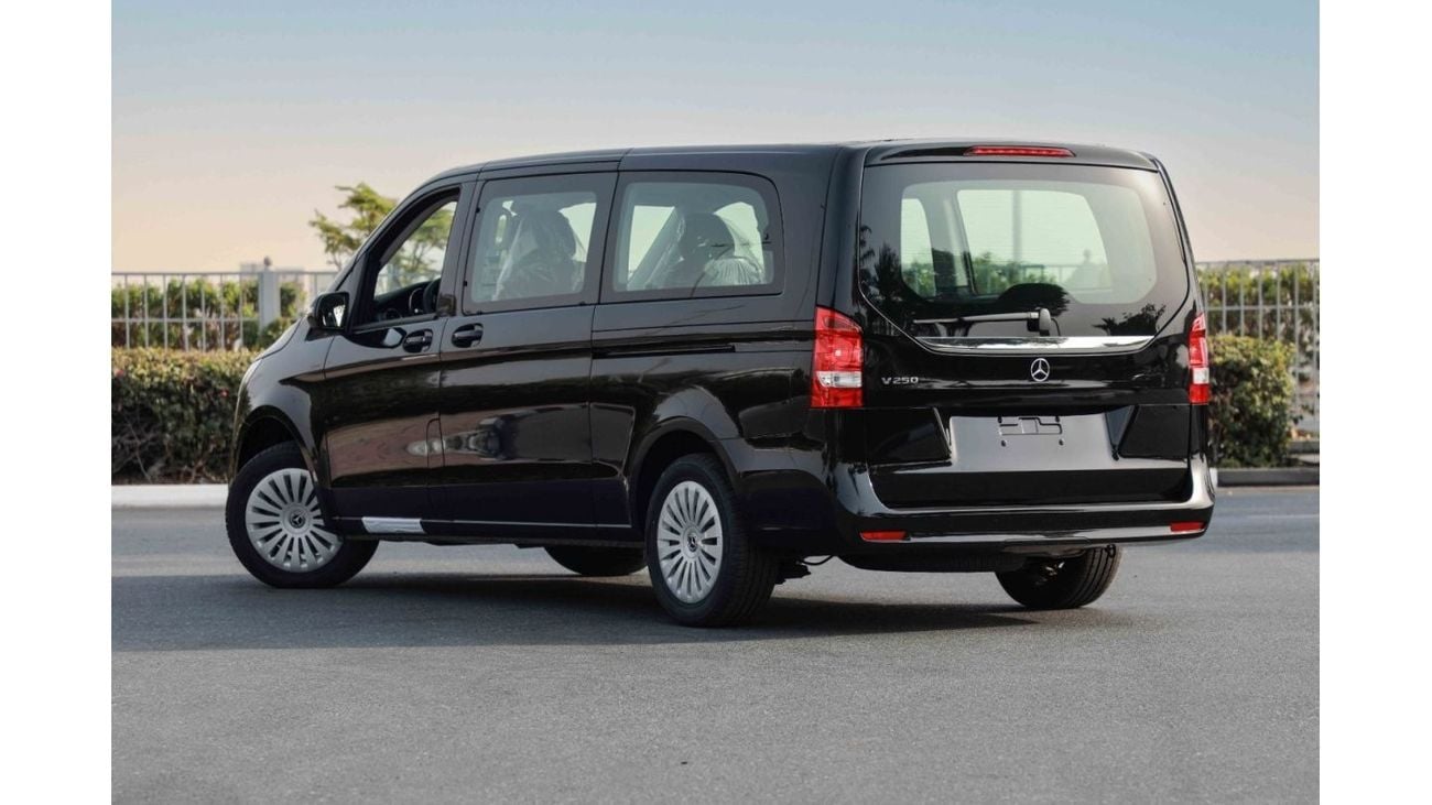 مرسيدس بنز V 250 2024 MBZ V250 2.0 4X2 VCLASS - أسود سبج ME داخل أسود | تصدير فقط