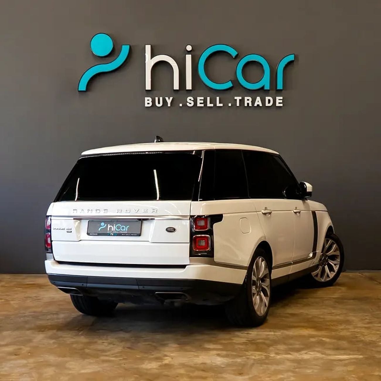 Land Rover Range Rover AED 3,065 pm • 0% Downpayment • Range Rover Vogue SE P400 • 1 Year Warranty