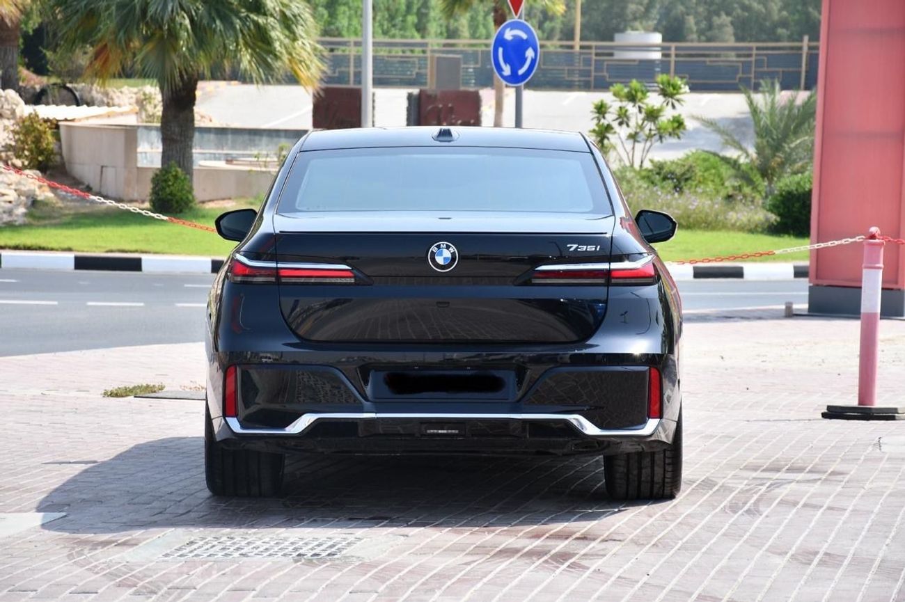 BMW 735 BMW 735i M KIT 2024 GCC FULL