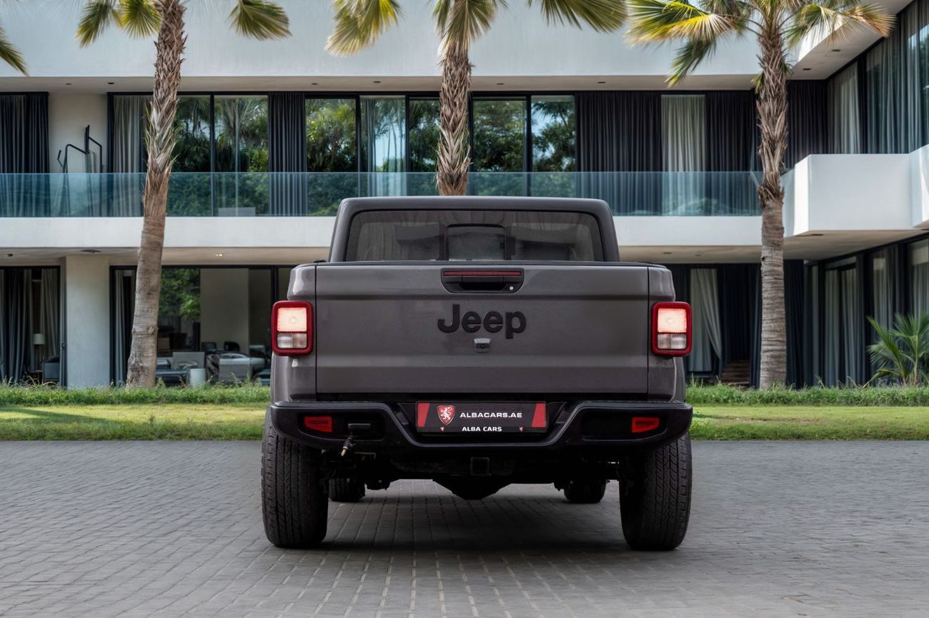 Jeep Gladiator Sport | 2,546 P.M  | 0% Downpayment | Low Km | Pristine!