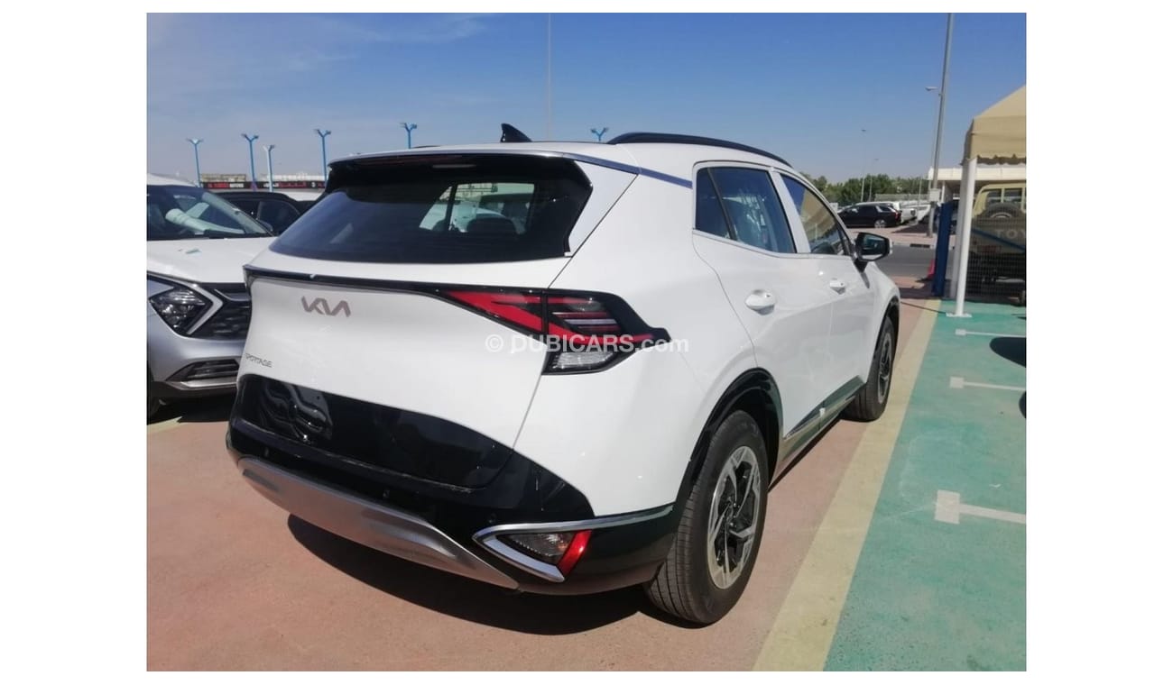 كيا سبورتيج SUN ROOF  BUSH START - REMOTE START ENGINE -SCREEN CAMERA