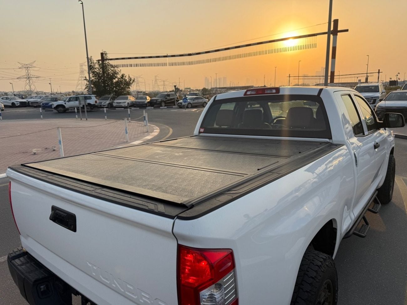تويوتا تاندرا 2016 SR5 4.6L V8 USA SPEC