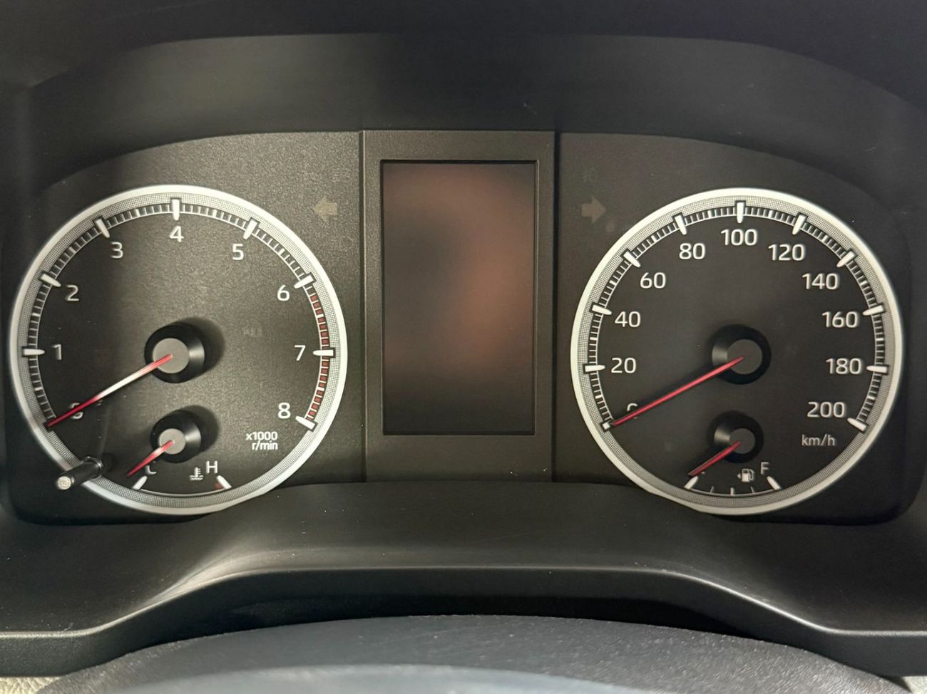 Toyota Hiace 3.5 V6 CARGO MANUAL TRANSMISSION **EXPORT ONLY**التصدير فقط خارج الخليج***