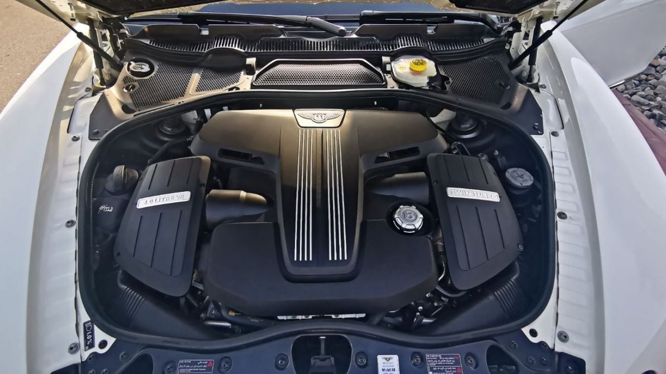 Bentley Continental GT 4.0L-8CYL-Continental GT,2dr Coupe Full Option Excellent Condition GCC Specs