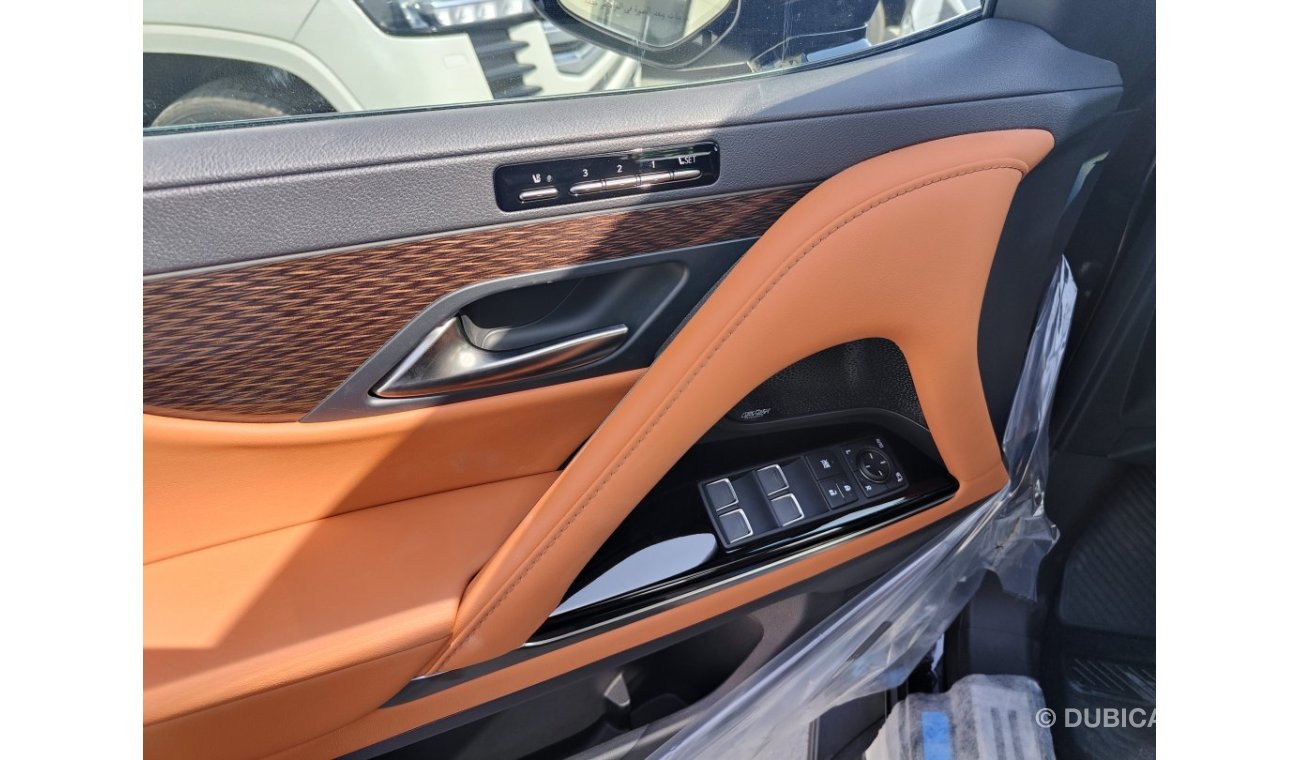 Lexus LX 600 Vip Black Edition V6 3.5l Twin Turbo 4-seater Automatic