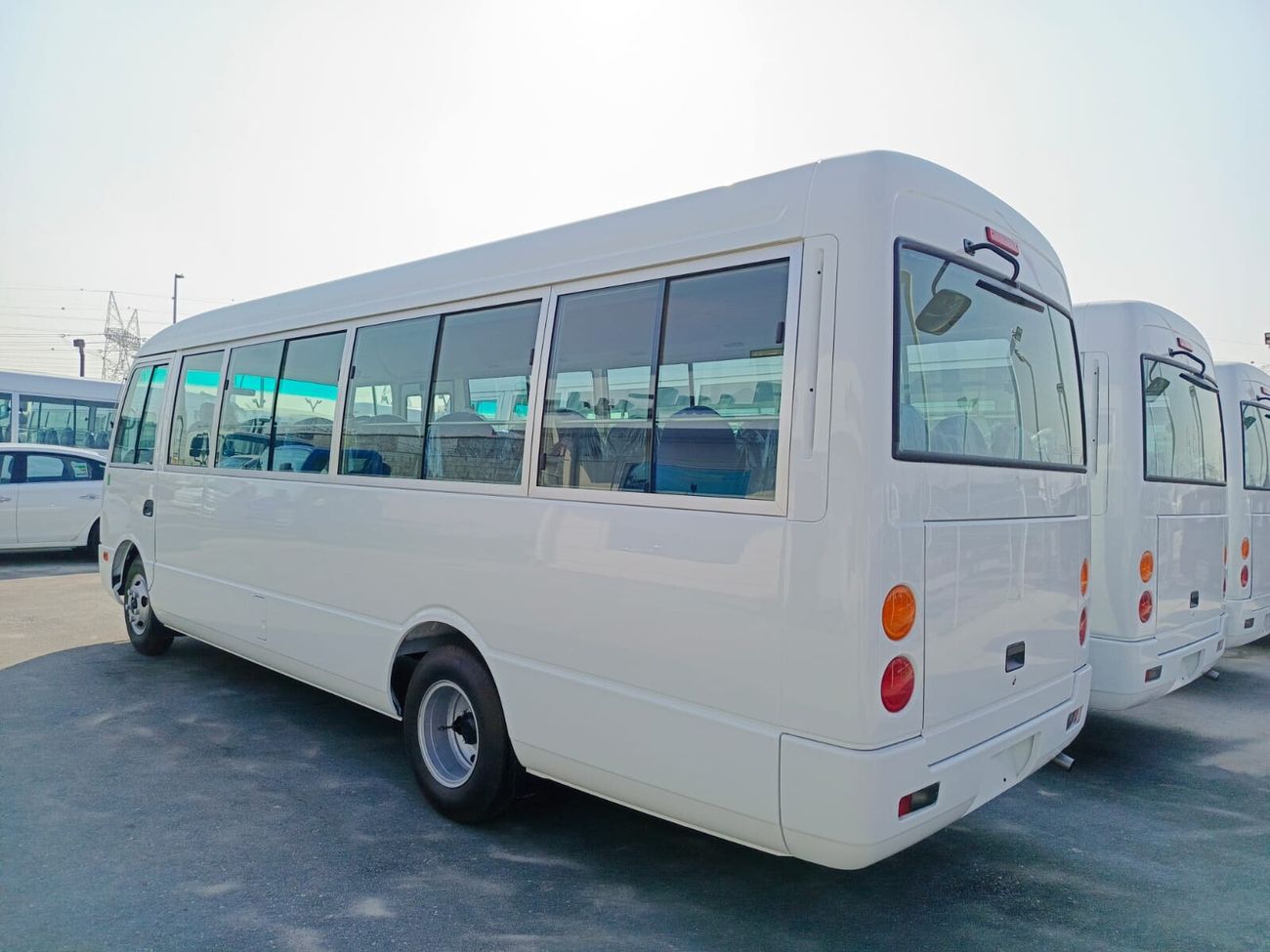 Mitsubishi Rosa MITSUBISHI FUSO ROSA HIGH ROOF 30-SEATER M/T MODEL 2025 NON GCC Specs